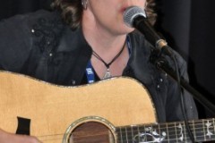 WOB-9-25-012